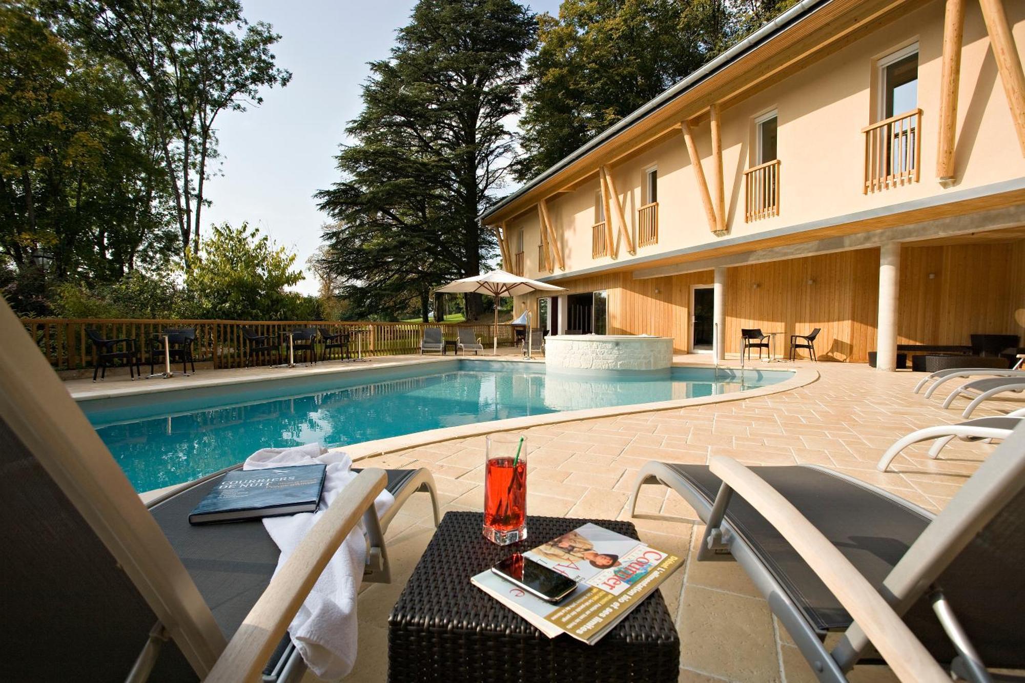 Logis Hotel Parenthese, Restaurant & Spa Chille Exterior photo